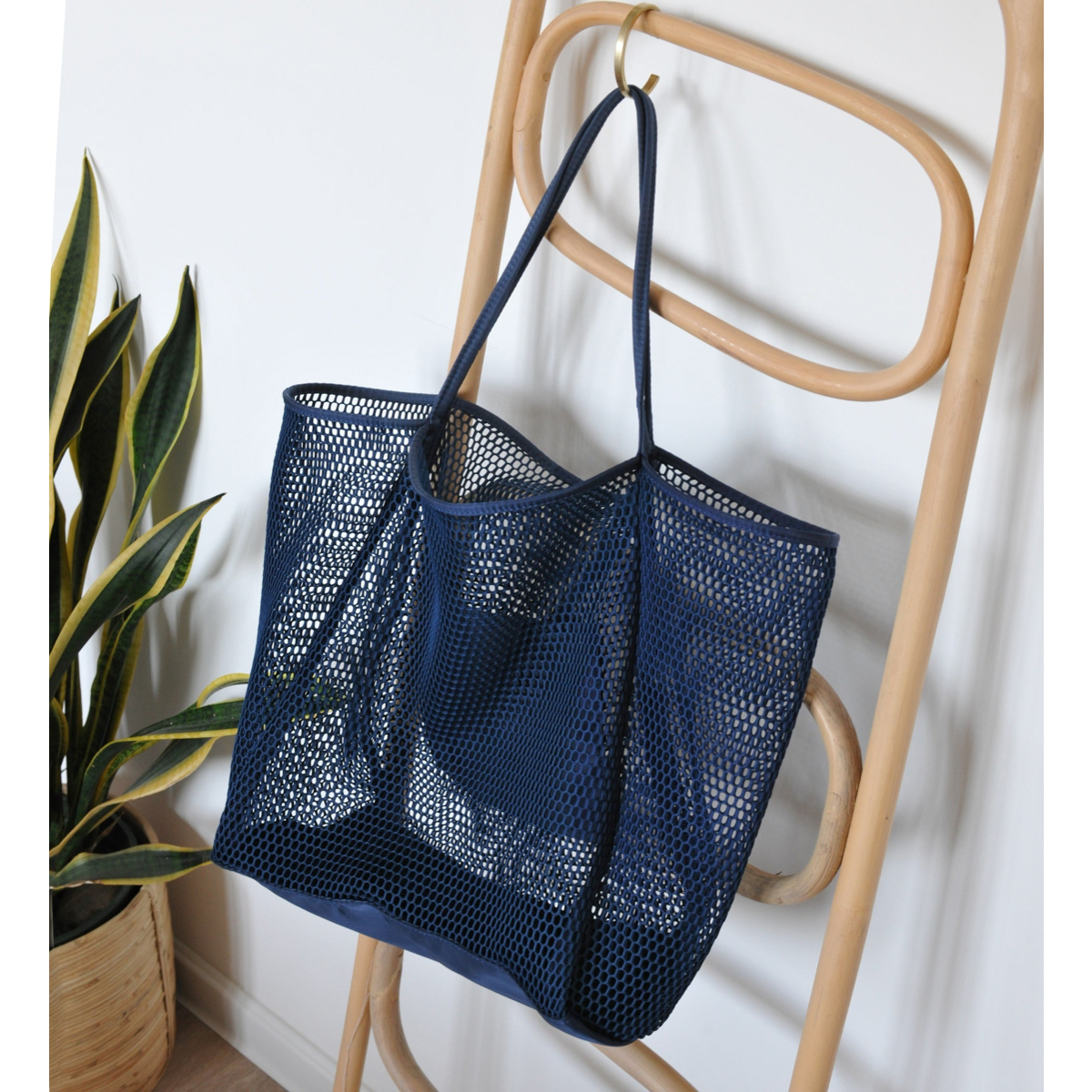 Mesh Beach Tote Blue